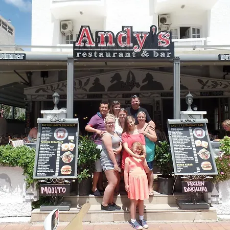 Ξενοδοχείο με διαμερίσματα Andy's 3*