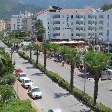 Ξενοδοχείο με διαμερίσματα Andy's